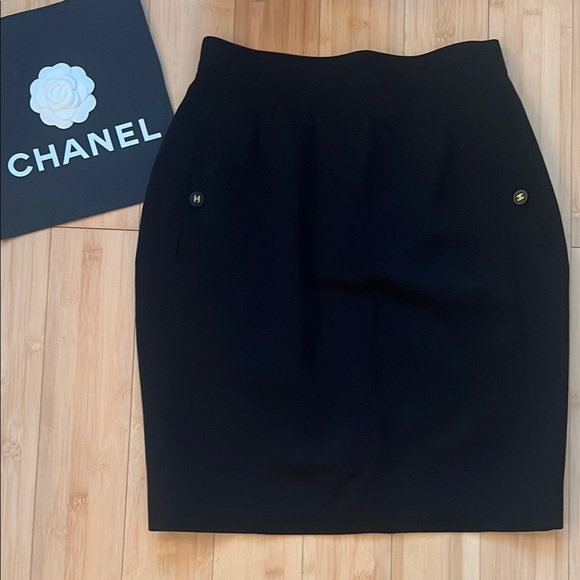 CHANEL Dresses & Skirts - Chanel Black Knee-Length Pencil Skirt